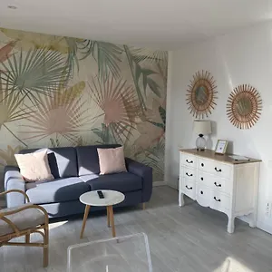 Apartment 418, Saint-Raphaël
